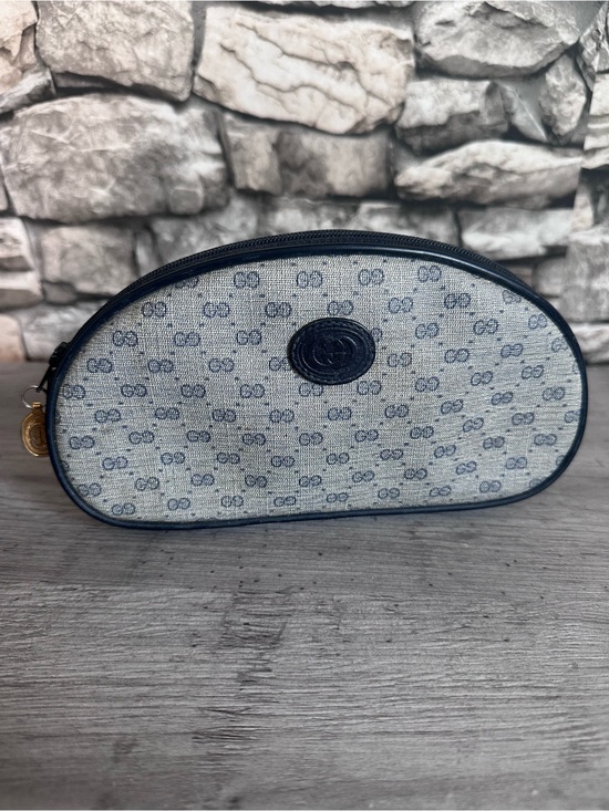 Gucci Handbags - vintage Gucci Micro GG supreme coated canvas zipper pouch